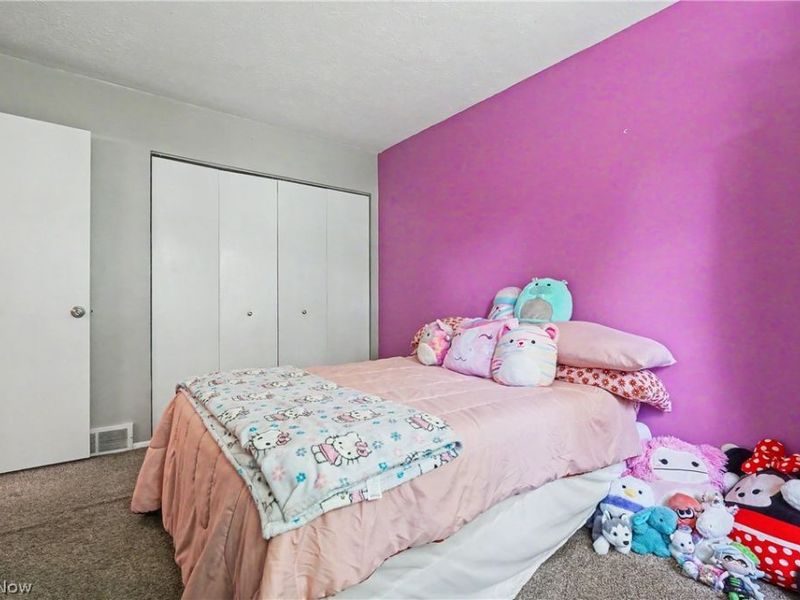 26930 Southwood Lane , Olmsted Falls, OH 44138 Photo 32