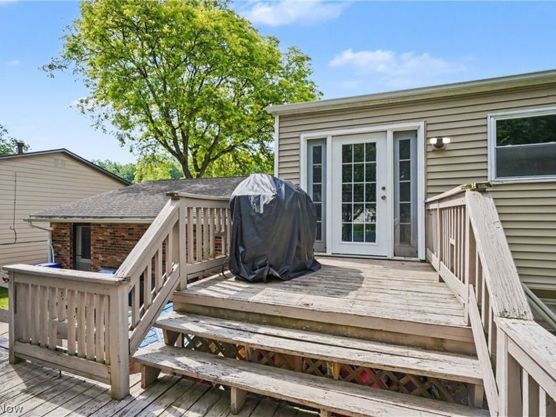 26930 Southwood Lane , Olmsted Falls, OH 44138 Photo 40