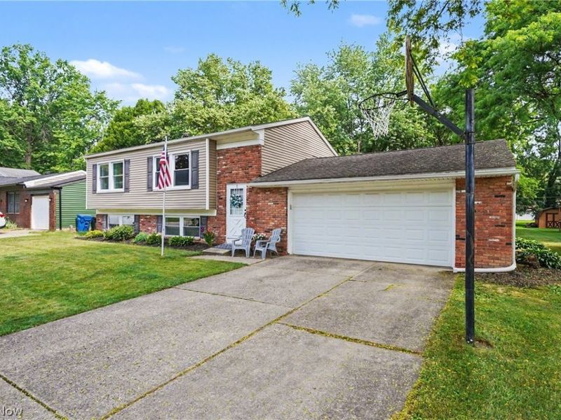 26930 Southwood Lane , Olmsted Falls, OH 44138 Photo 43