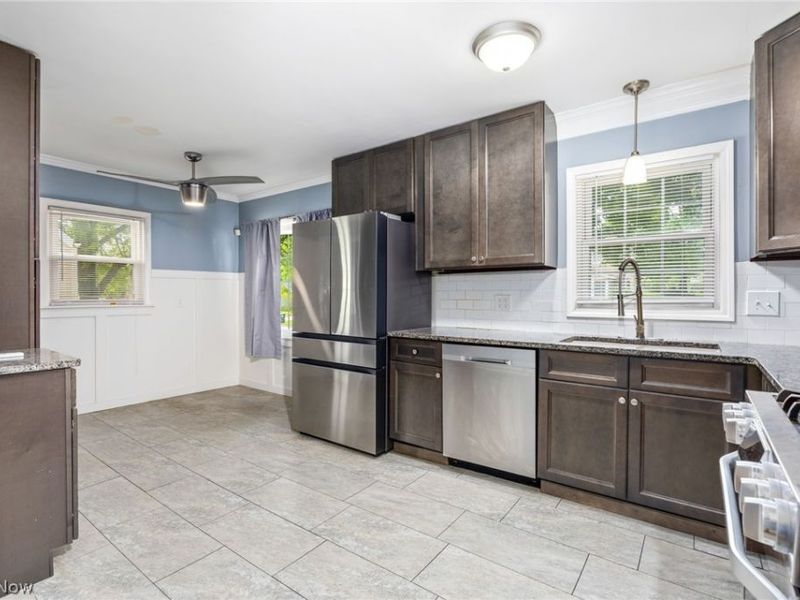 1881 Adelaide Boulevard, Akron, OH 44305 Photo 9