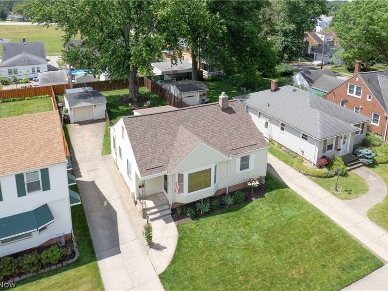 8111 Thornton Drive , Parma, OH 44129 Photo 46