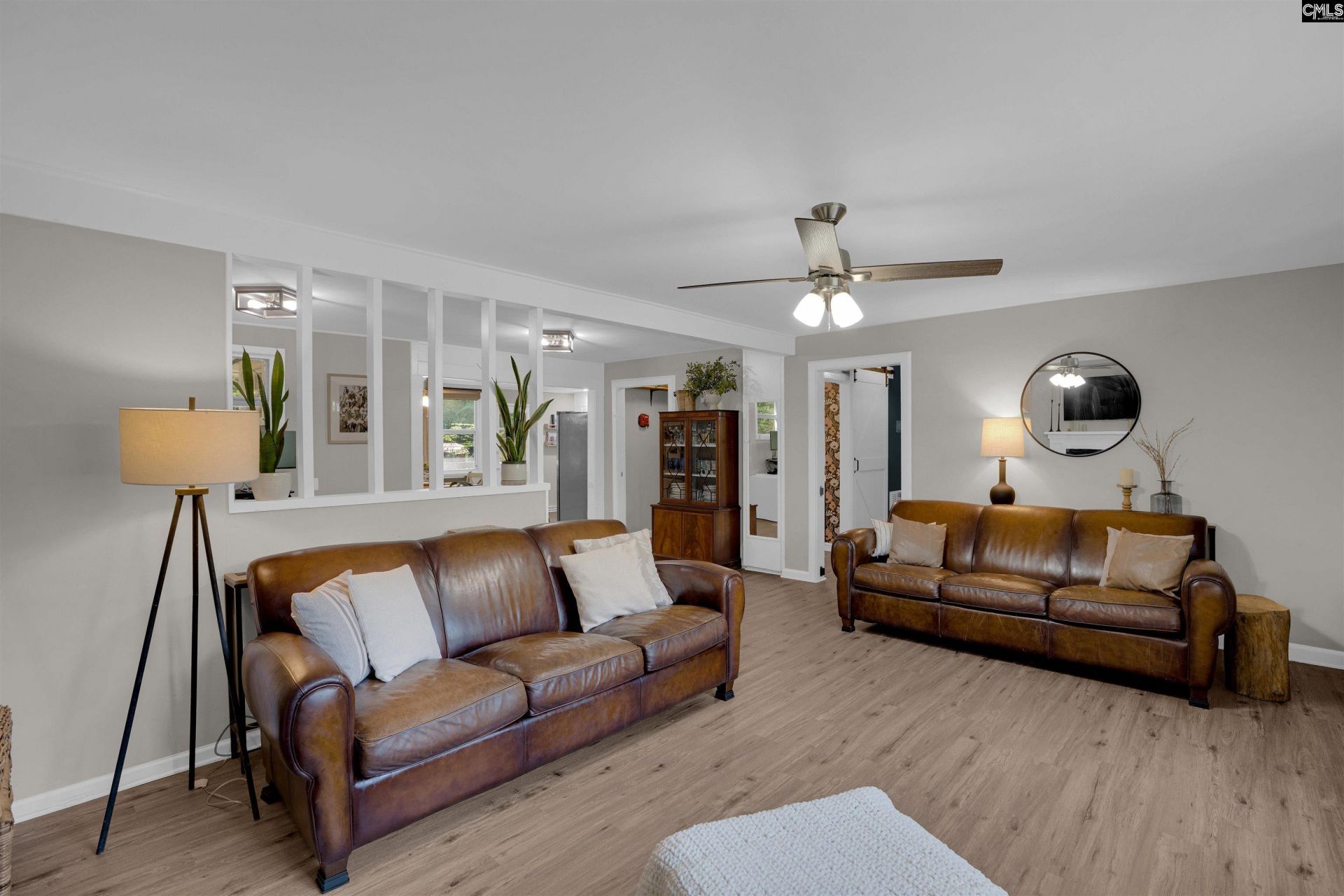 5318 Pinestraw Road  Photo 9