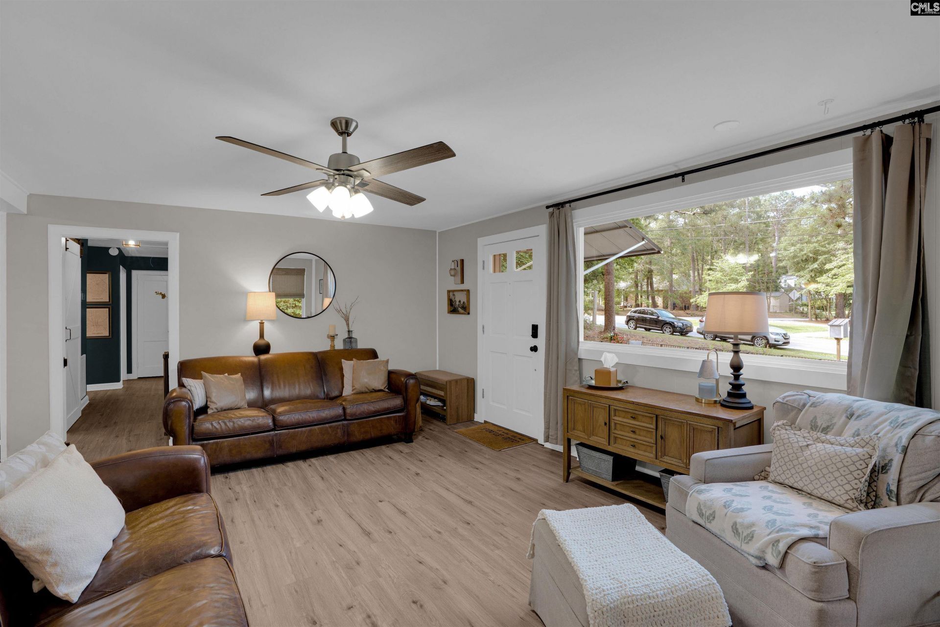 5318 Pinestraw Road  Photo 10