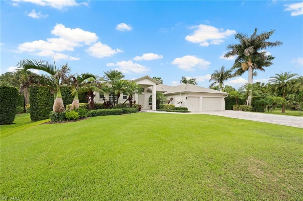 440 20th Ave Ne, Naples, FL 34120 Photo
