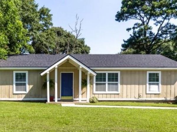 9740 Jeremy Drive, Semmes, AL 36575