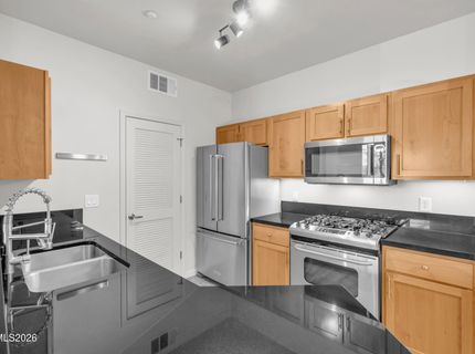 1450 Idlewild Drive, Unit 831, Reno, NV 89509 Photo