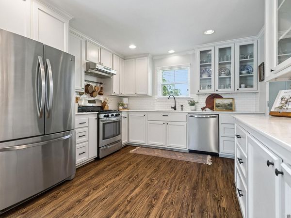 1311 Tallwood Dr, Baton Rouge, LA 70816