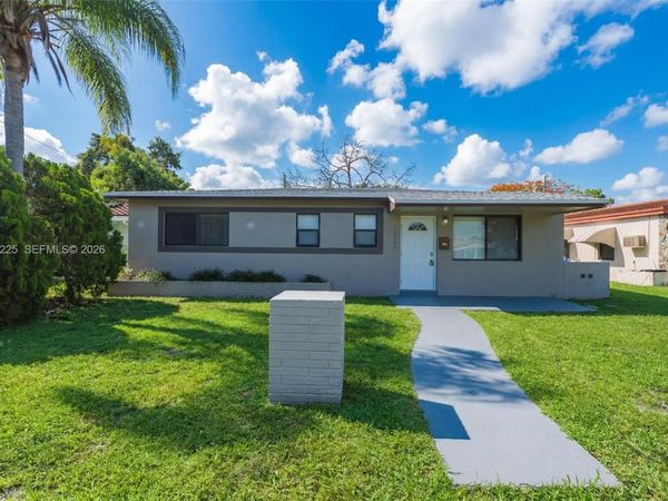 1432 NE 181st St , North Miami Beach, FL 33162