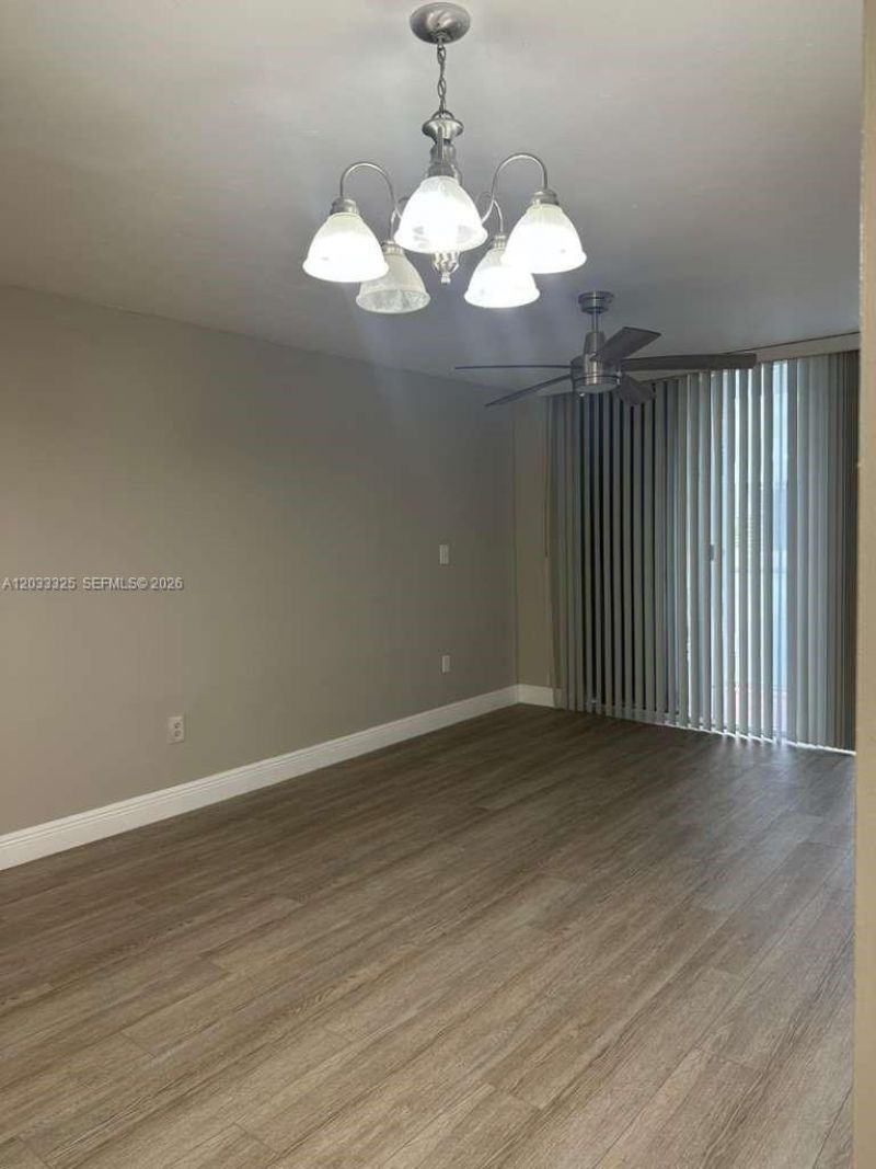 7832 Collins Ave , Unit 406, Miami Beach, FL 33141 Photo