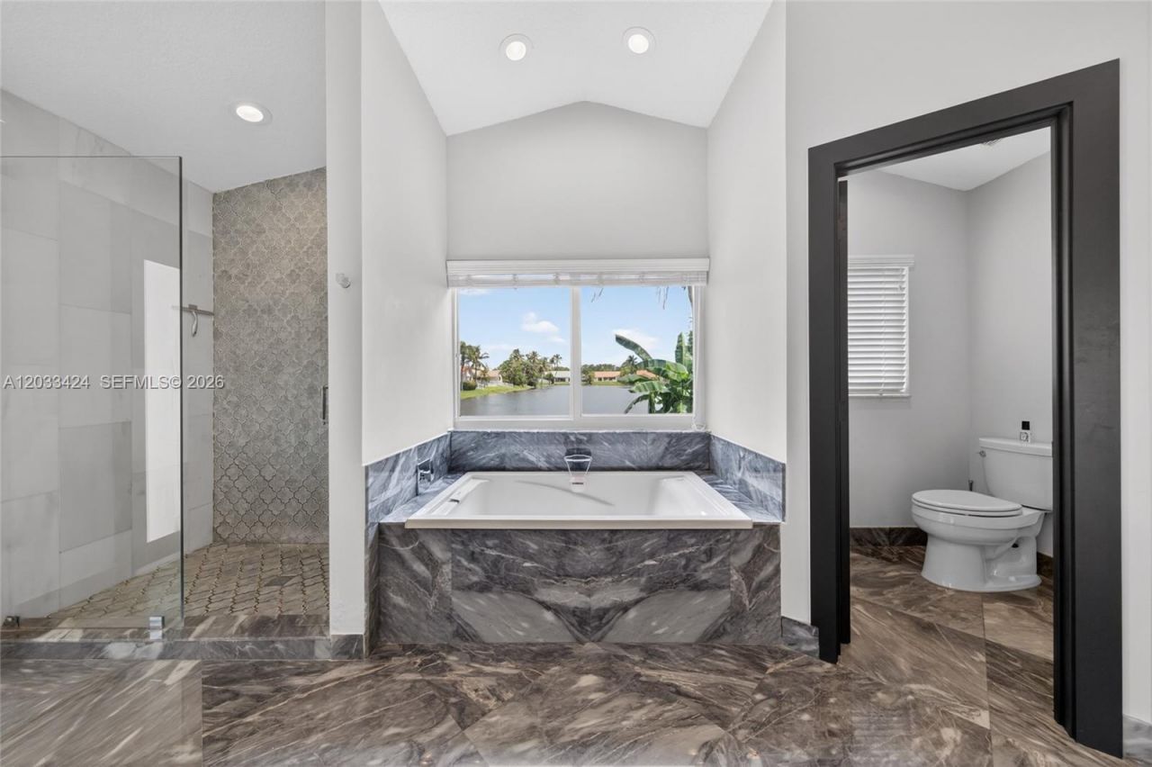 10761 NW 5th St, Plantation, FL 33324 Photo