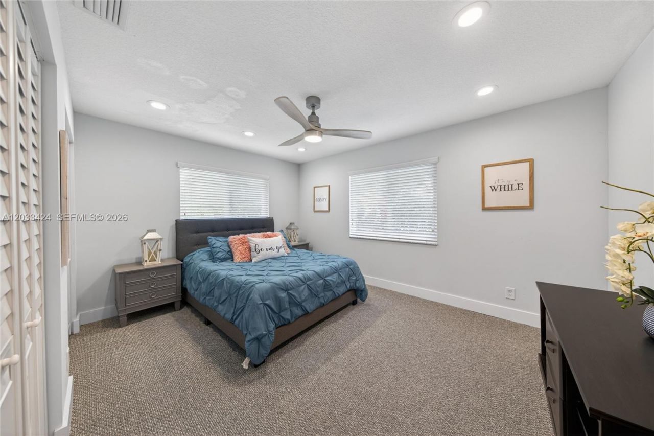 10761 NW 5th St, Plantation, FL 33324 Photo