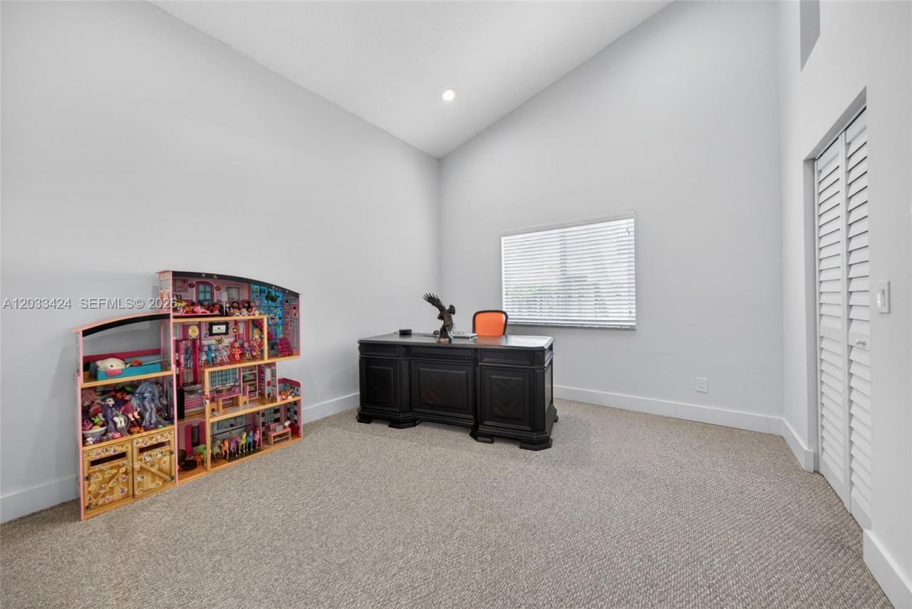 10761 NW 5th St, Plantation, FL 33324 Photo