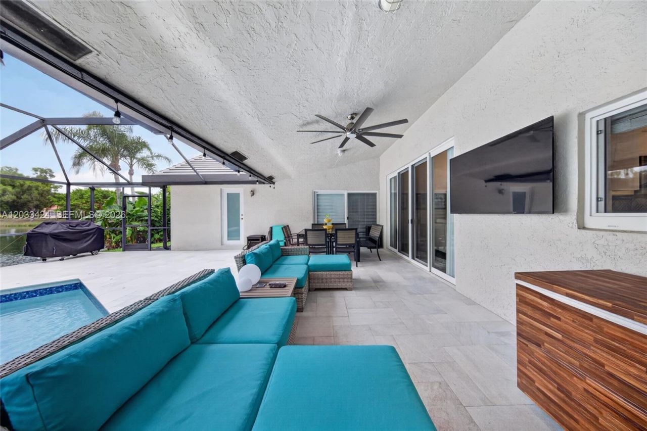 10761 NW 5th St, Plantation, FL 33324 Photo