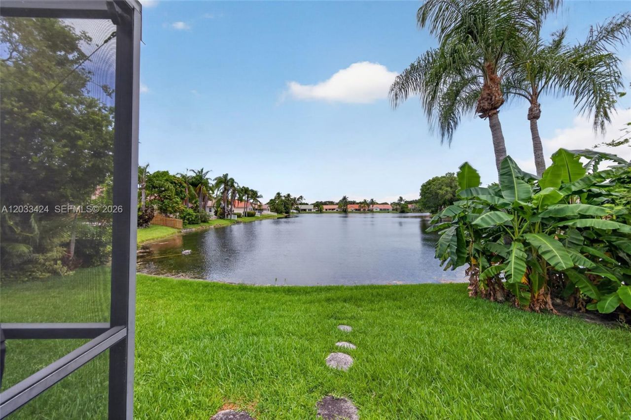 10761 NW 5th St, Plantation, FL 33324 Photo