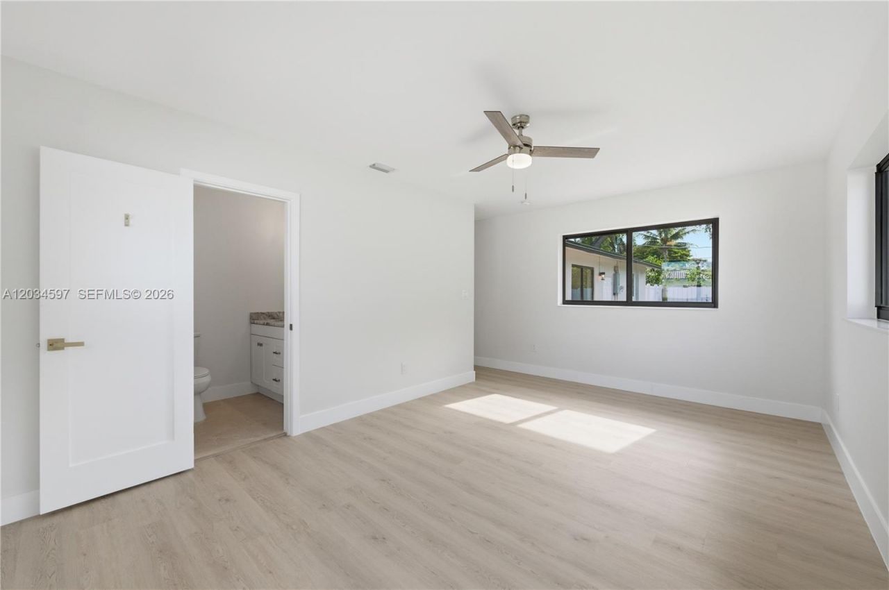 2731 NE 52nd St , Lighthouse Point, FL 33064 Photo
