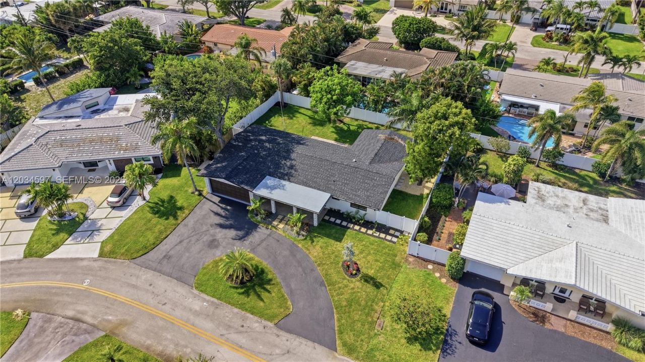2731 NE 52nd St , Lighthouse Point, FL 33064 Photo