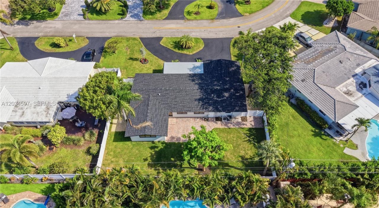 2731 NE 52nd St , Lighthouse Point, FL 33064 Photo