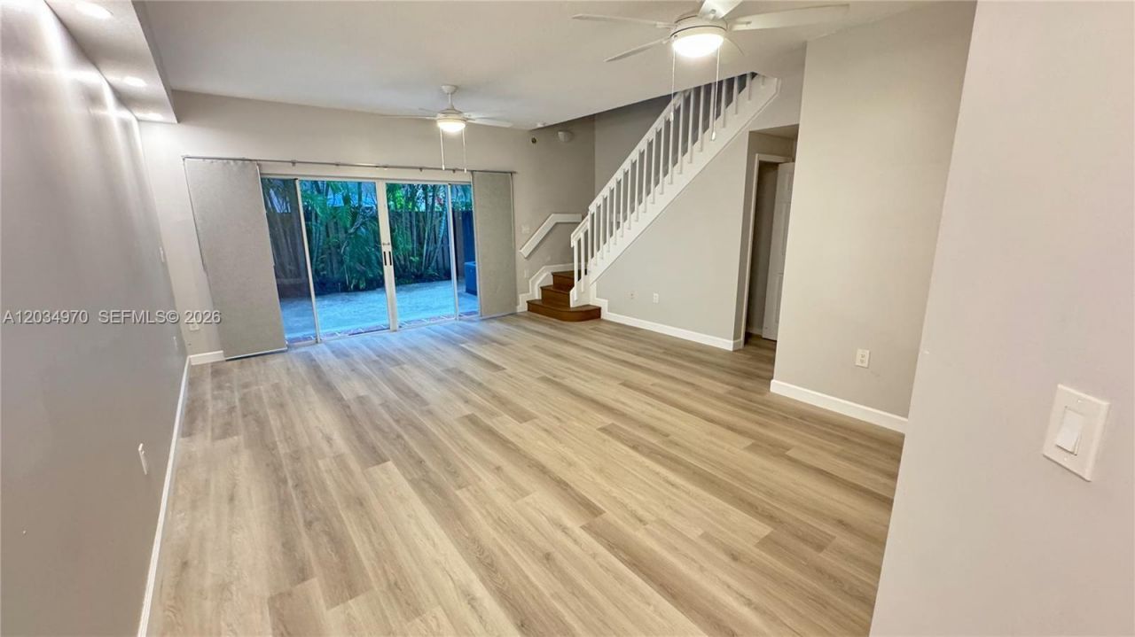 10210 SW 154th Pl , Unit 110-8, Miami, FL 33196 Photo