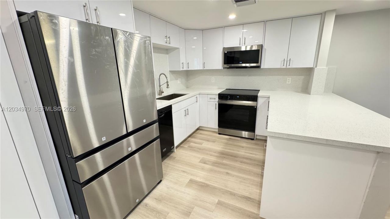 10210 SW 154th Pl , Unit 110-8, Miami, FL 33196 Photo