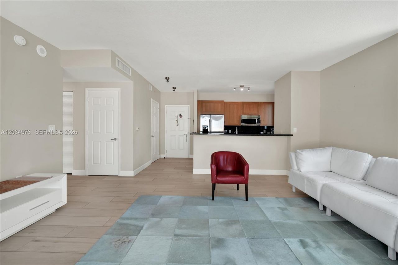 1300 Ponce De Leon Blvd , Unit 901, Coral Gables, FL 33134 Photo