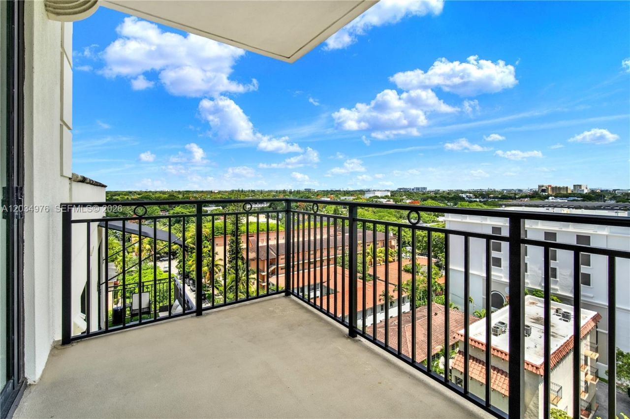 1300 Ponce De Leon Blvd , Unit 901, Coral Gables, FL 33134 Photo