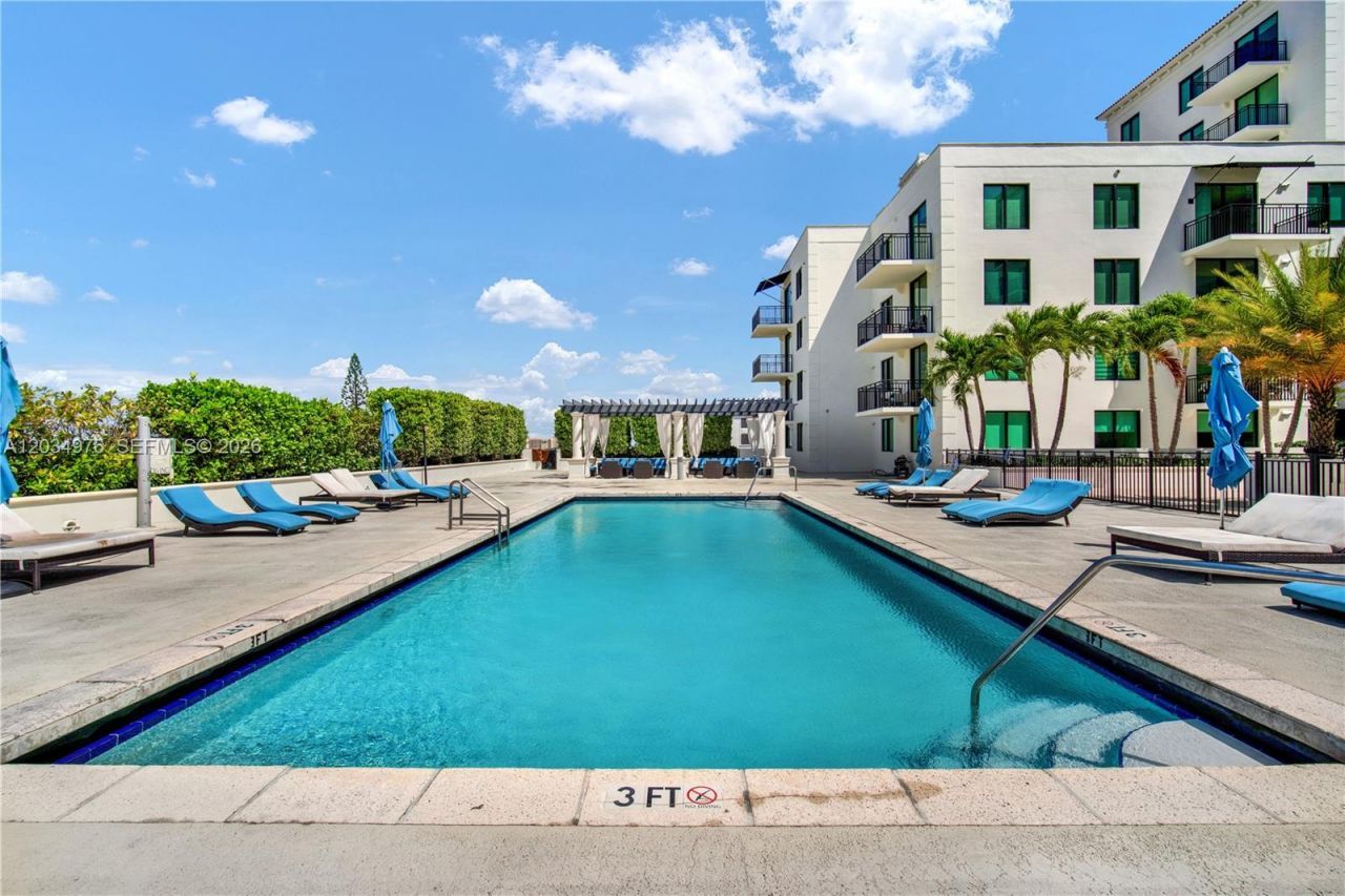 1300 Ponce De Leon Blvd , Unit 901, Coral Gables, FL 33134 Photo