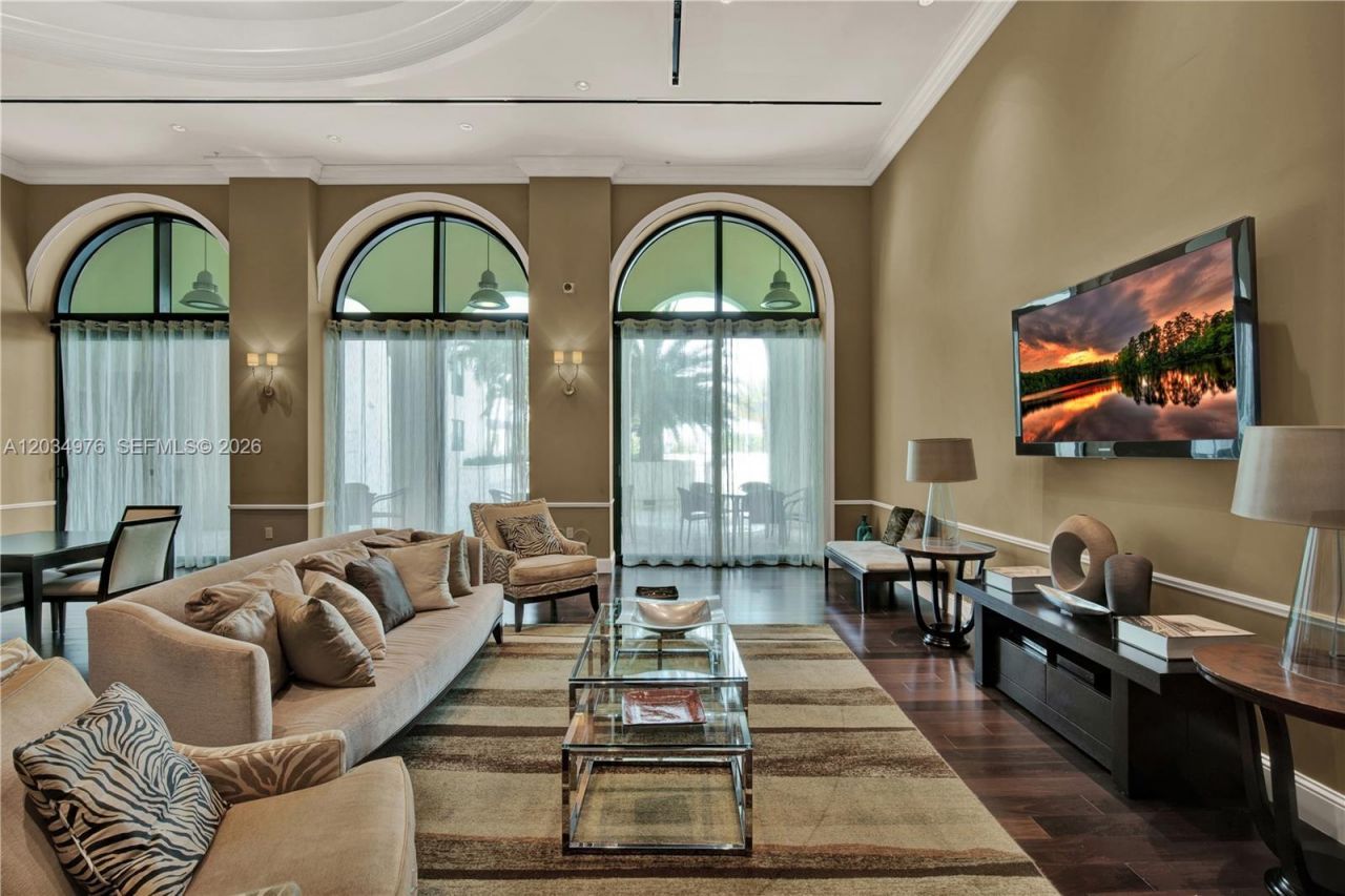 1300 Ponce De Leon Blvd , Unit 901, Coral Gables, FL 33134 Photo
