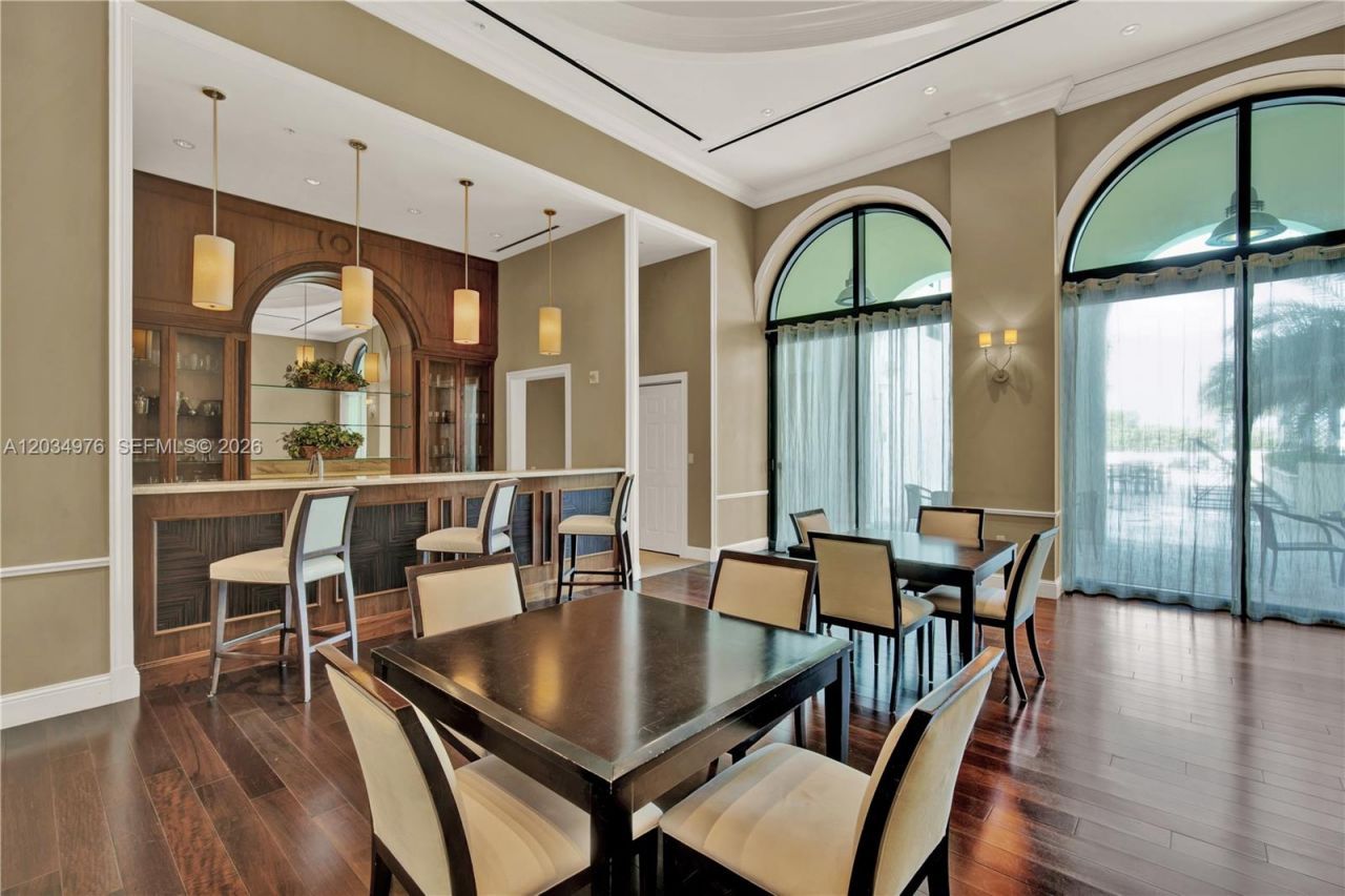 1300 Ponce De Leon Blvd , Unit 901, Coral Gables, FL 33134 Photo