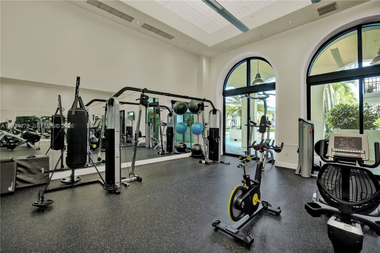 1300 Ponce De Leon Blvd , Unit 901, Coral Gables, FL 33134 Photo