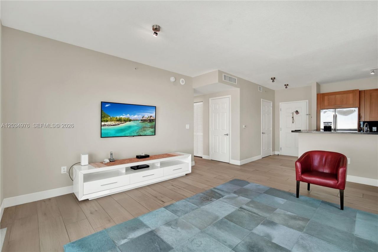 1300 Ponce De Leon Blvd , Unit 901, Coral Gables, FL 33134 Photo