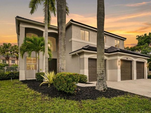 841 Lavender Cir , Weston, FL 33327