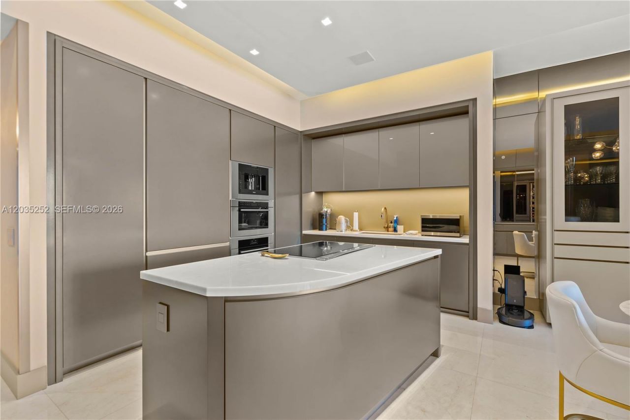 18975 Collins Ave , Unit 3603, Sunny Isles Beach, FL 33160 Photo