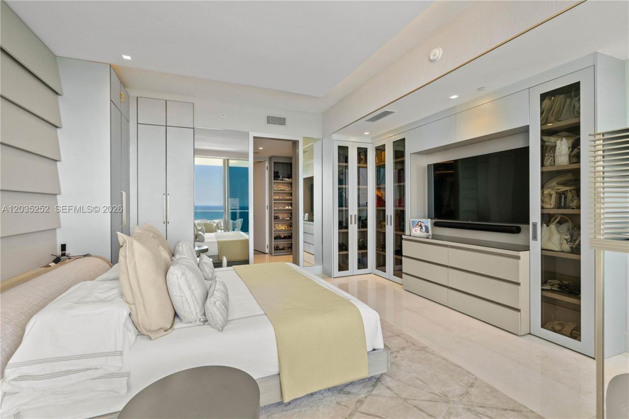 18975 Collins Ave , Unit 3603, Sunny Isles Beach, FL 33160 Photo