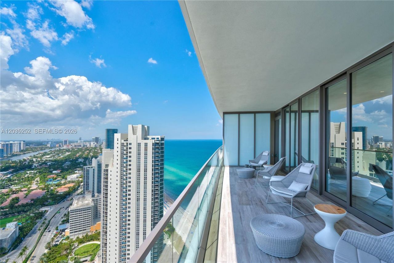 18975 Collins Ave , Unit 3603, Sunny Isles Beach, FL 33160 Photo