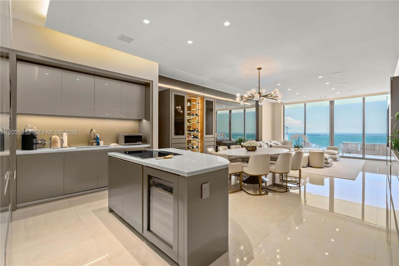18975 Collins Ave , Unit 3603, Sunny Isles Beach, FL 33160 Photo