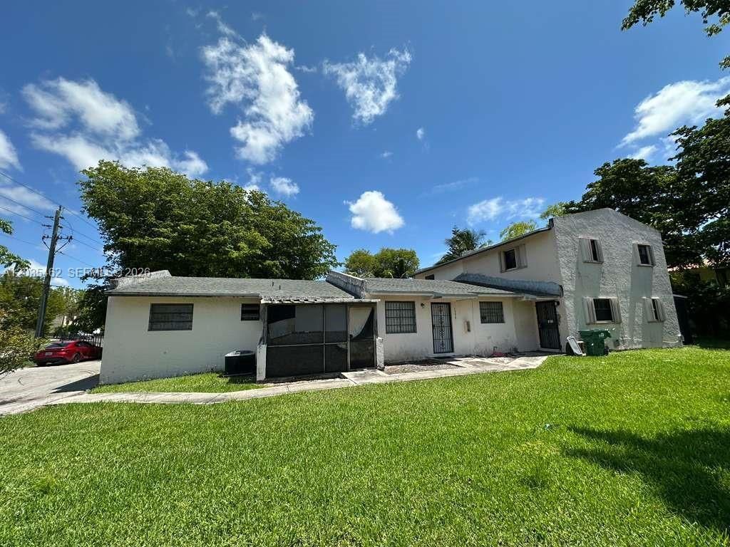 13963 NE 3rd Ct, Unit D2, North Miami, FL 33161 Photo