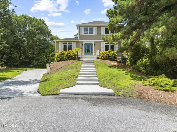 9804 Heath Place, Emerald Isle, NC 28594