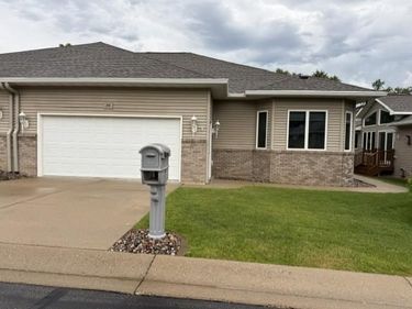 106 Whispering Lane, Winona, MN 55987