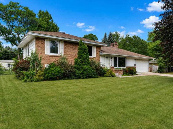 10608 Upton Avenue S, Bloomington, MN 55431