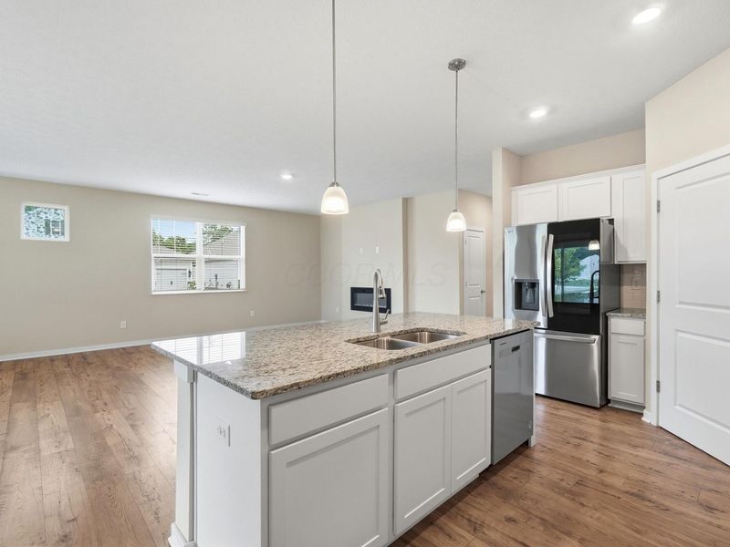 5851 Ryman Drive E, Grove City, OH 43123 Photo 14