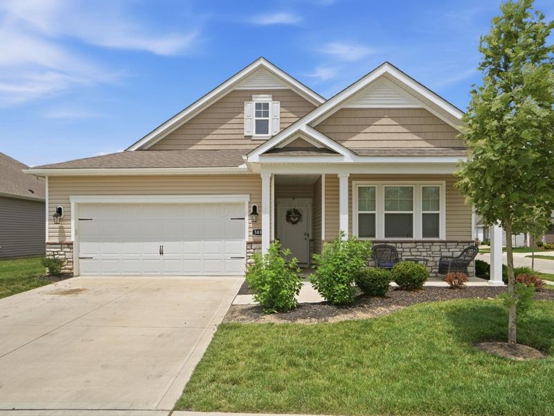 5851 Ryman Drive E, Grove City, OH 43123 Photo 2