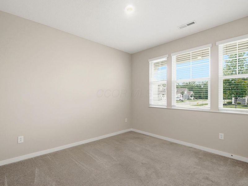 5851 Ryman Drive E, Grove City, OH 43123 Photo 24