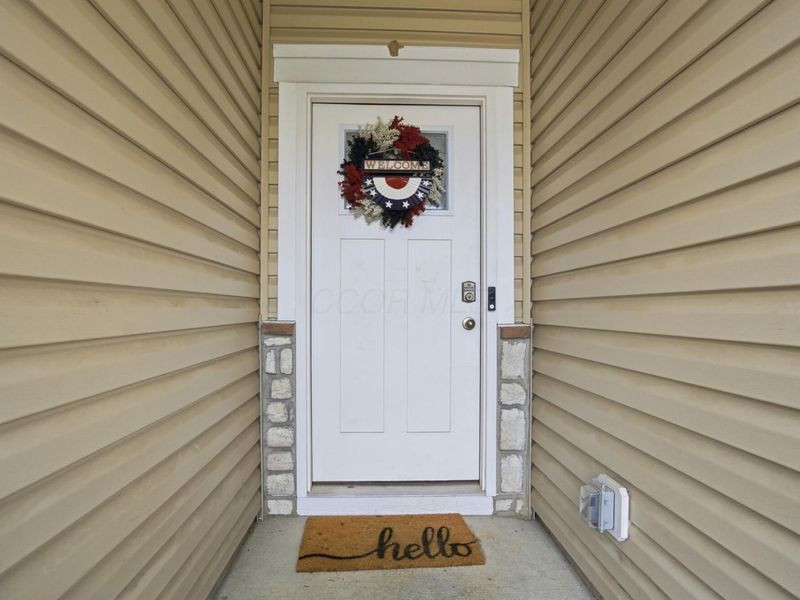 5851 Ryman Drive E, Grove City, OH 43123 Photo 6