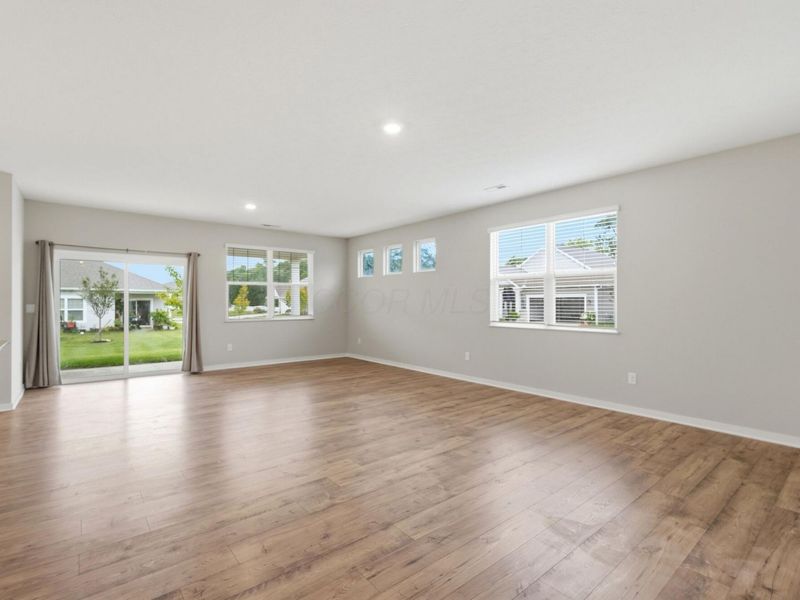 5851 Ryman Drive E, Grove City, OH 43123 Photo 7