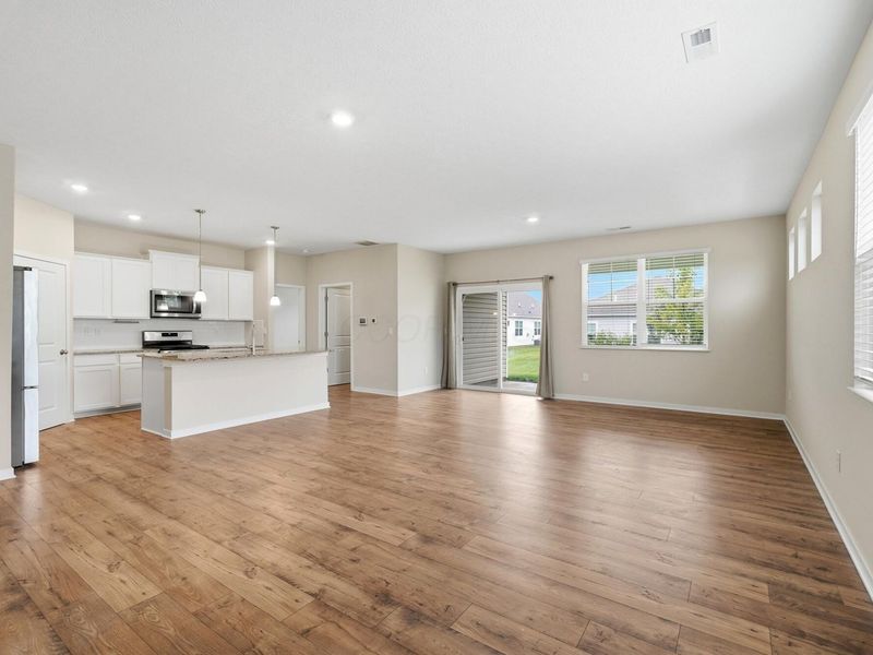 5851 Ryman Drive E, Grove City, OH 43123 Photo 8