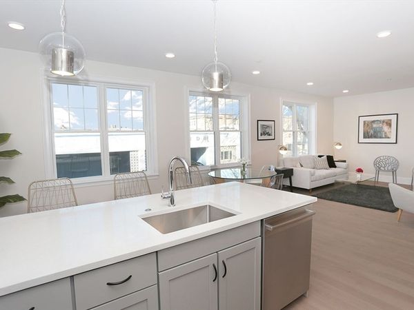336 Chelsea, Unit St, Boston, MA 02128