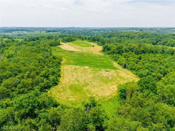 72645 Henderson Ridge Road , St Clairsville, OH 43950