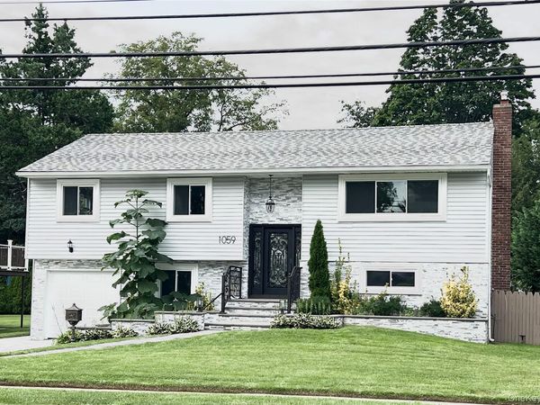 1059 Denton Avenue, Manhasset Hills, NY 11040