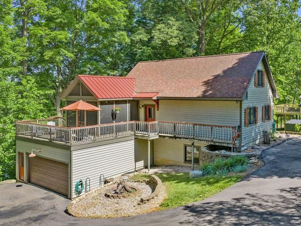 S609 E Redstone Drive, La Valle, WI 53941