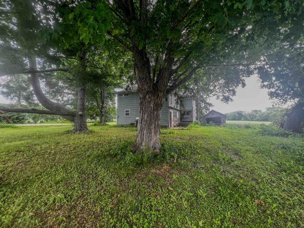 S7321 New Haven Road, North Freedom, WI 53951